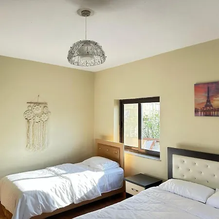 Exclusive Villa - Center Shkoder Tatil Evi