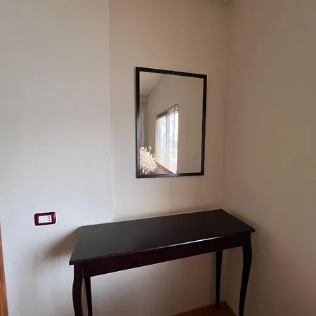 - Center Shkodër