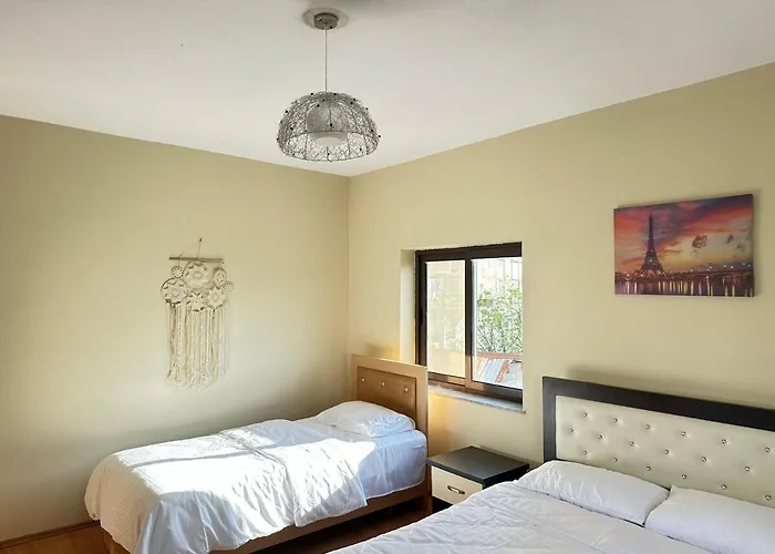 Exclusive Villa - Center Shkoder Tatil Evi