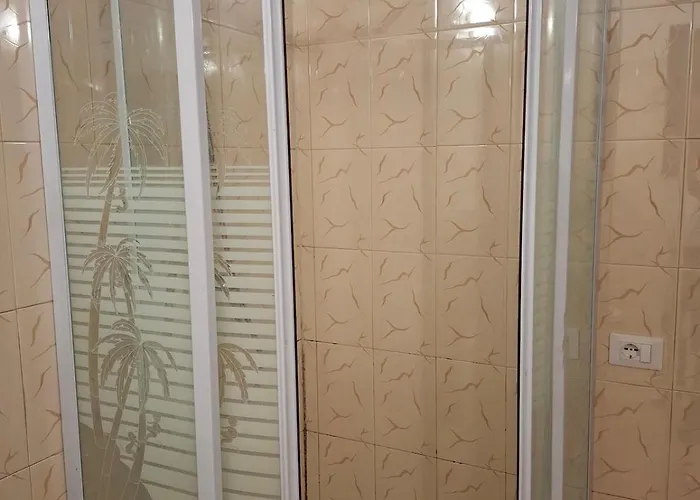 Exclusive Villa - Center Shkoder Tatil Evi *